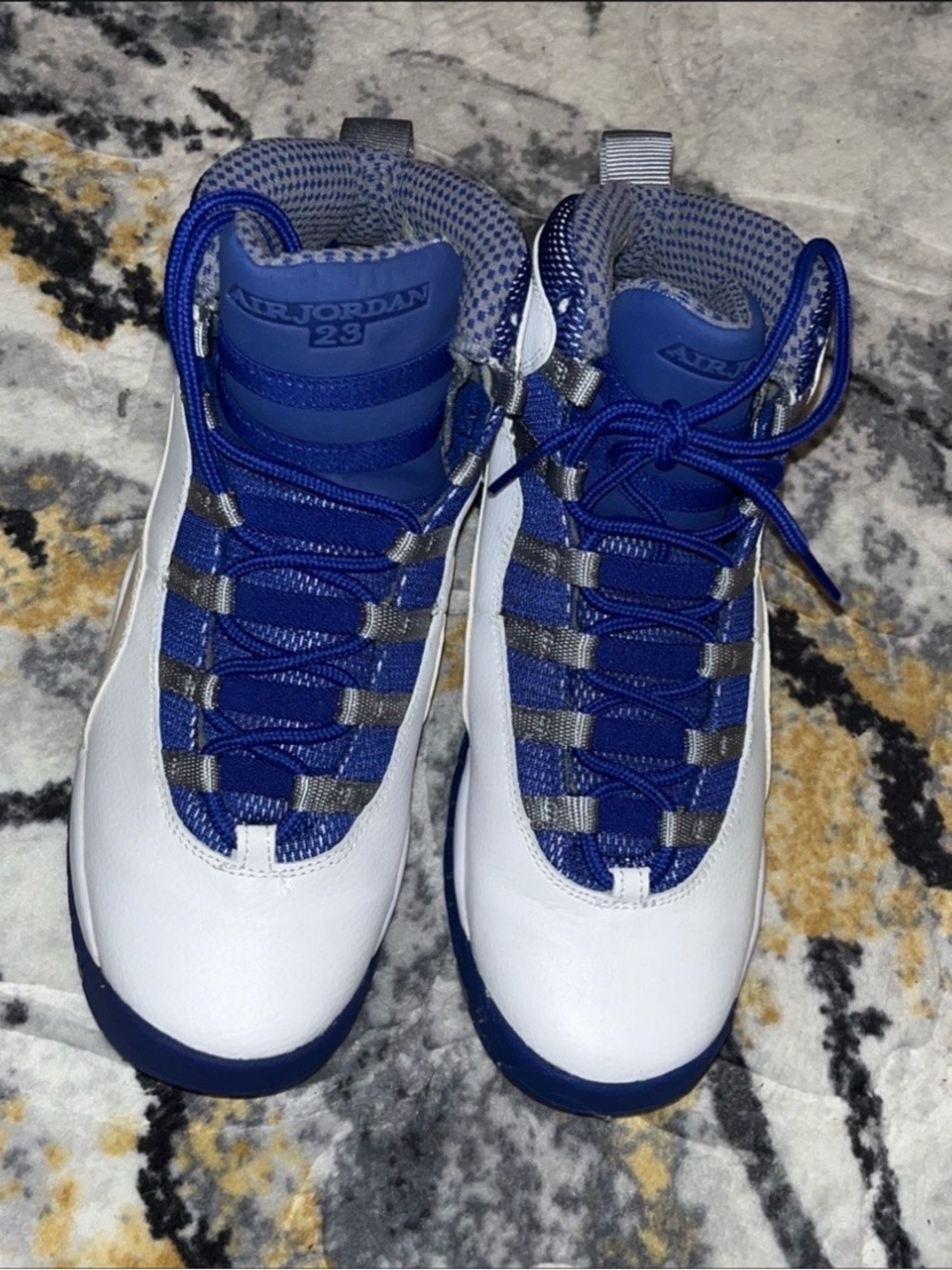 Jordan Youth White and Royal Blue Retro Sneakers 10s